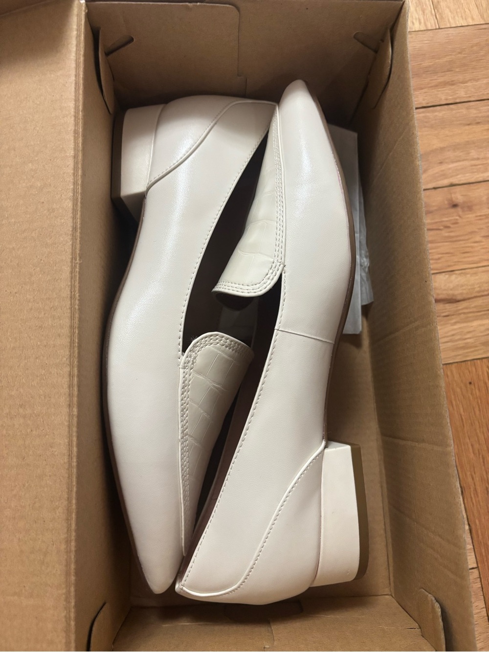 New Womens Cole Haan Vialetta Ivory Leather Loafer Shoes Size 7 B W32352
